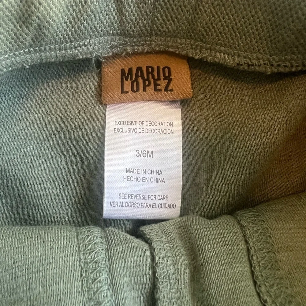 Mario Lopez Green Baby Pants And Hat 3/6 Months (0507)